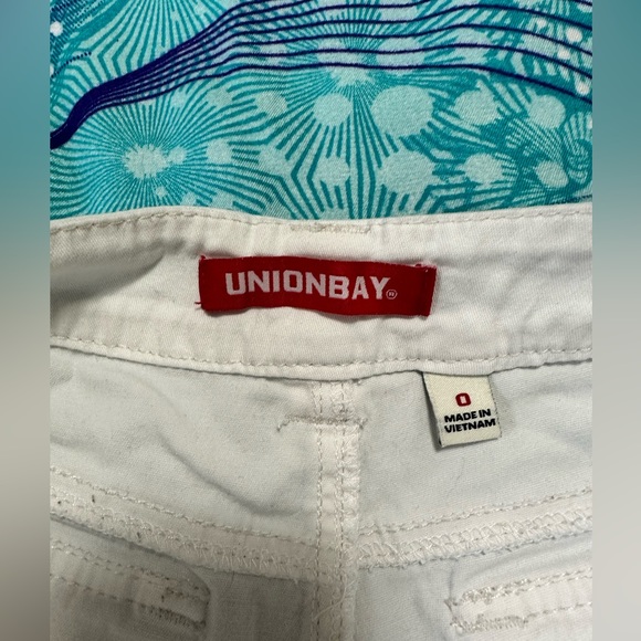 UNIONBAY White Shorts - Picture 3 of 3